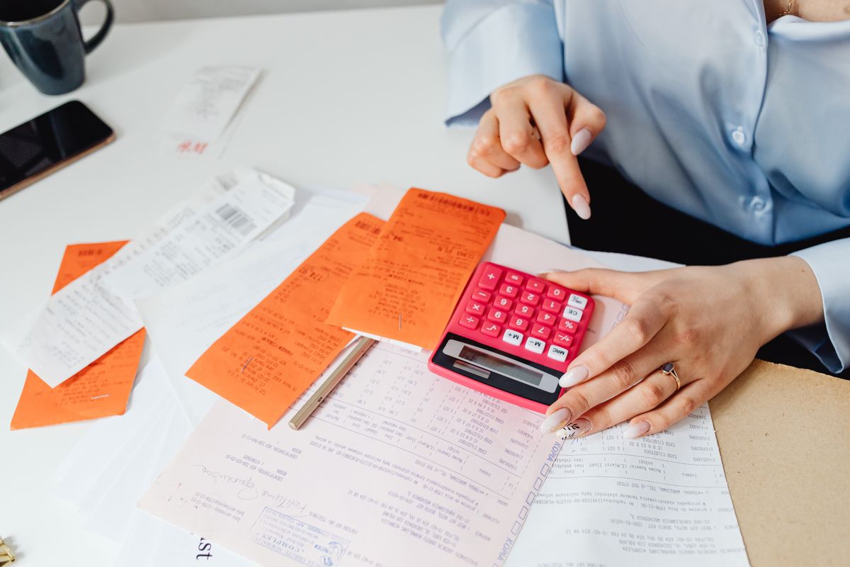 Why Financial Firms Need Better Receipt Generators